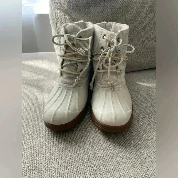 Sperrys Saltwater Tide Wool Ivory Cream Embossed Rain Duck Wedge Boot size 6 - Picture 3 of 9